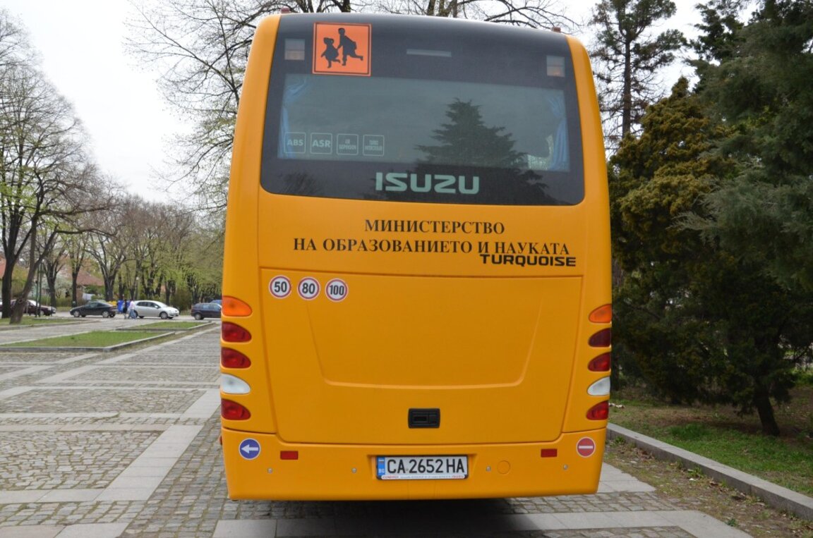 "Автомобилна администрация" проверява автобусите, които ще превозват деца и ученици