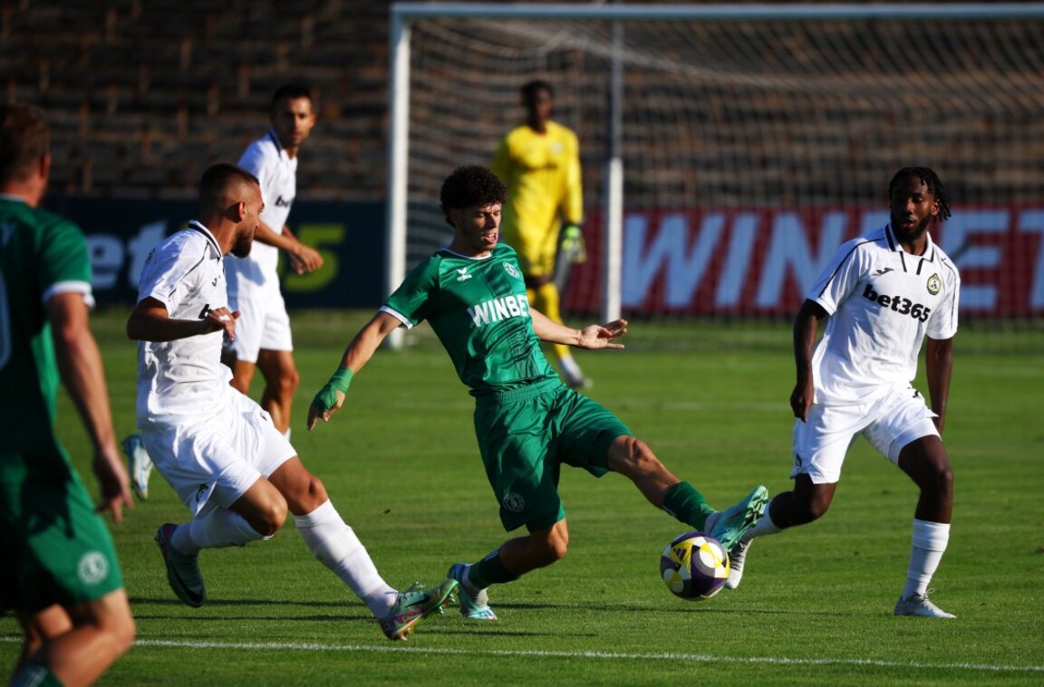 Славия и Ботев (Вр) завършиха 2:2
