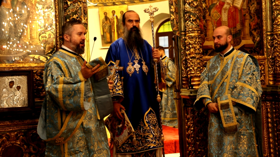 Патриарсите Даниил и Вартоломей съслужиха в храм "Св. Георги" в Истанбул