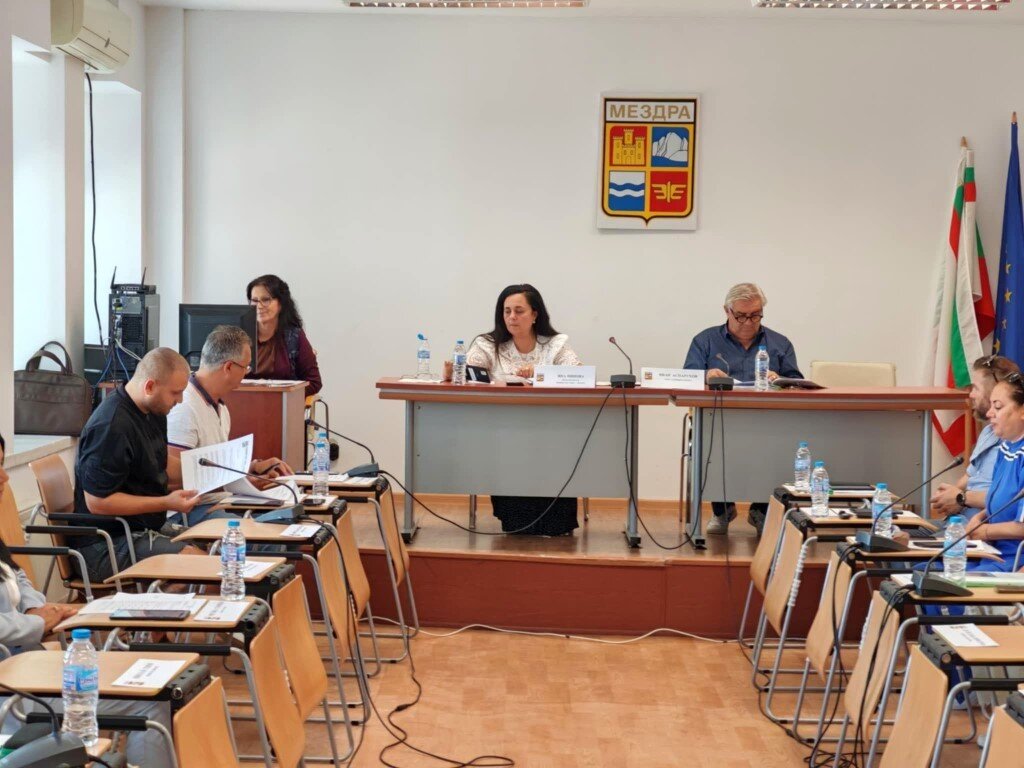 Местният парламент в Мездра прие плана за социалните услуги през 2026 г.
