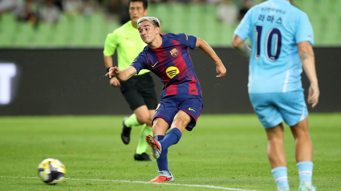 Гави се завръща в игра за Барселона