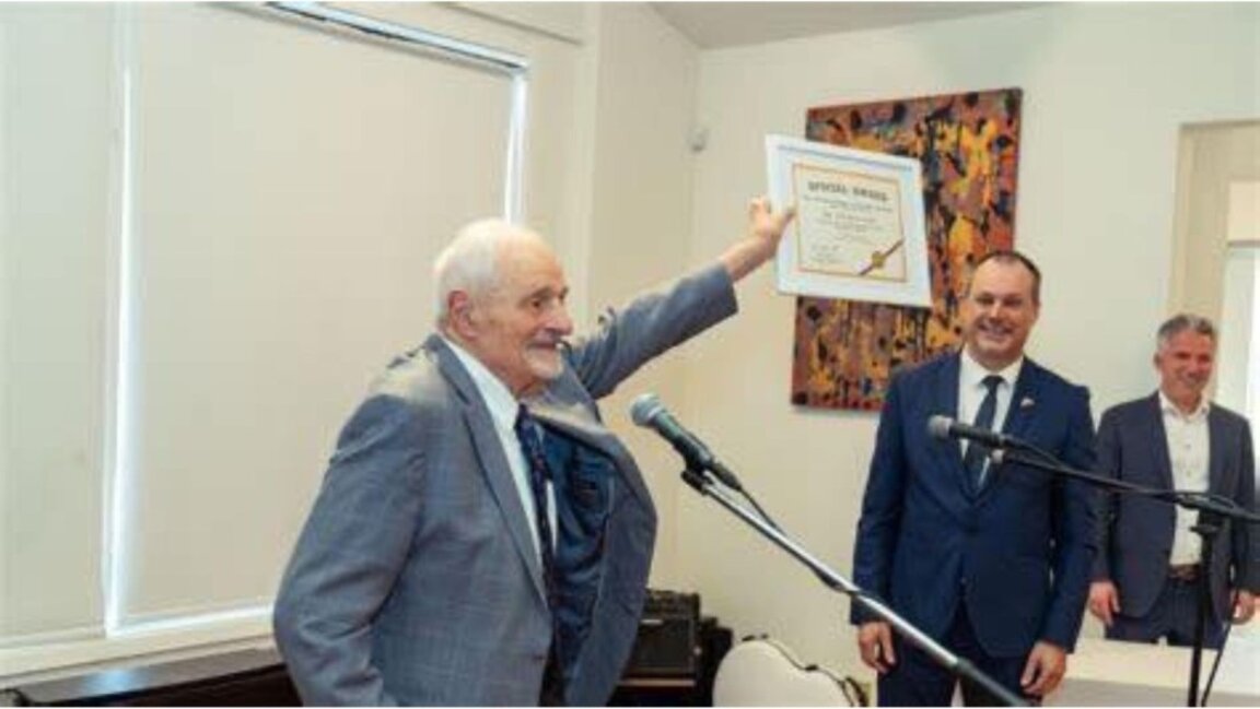 Regizorul Ted Kotcheff a murit la 94 de ani