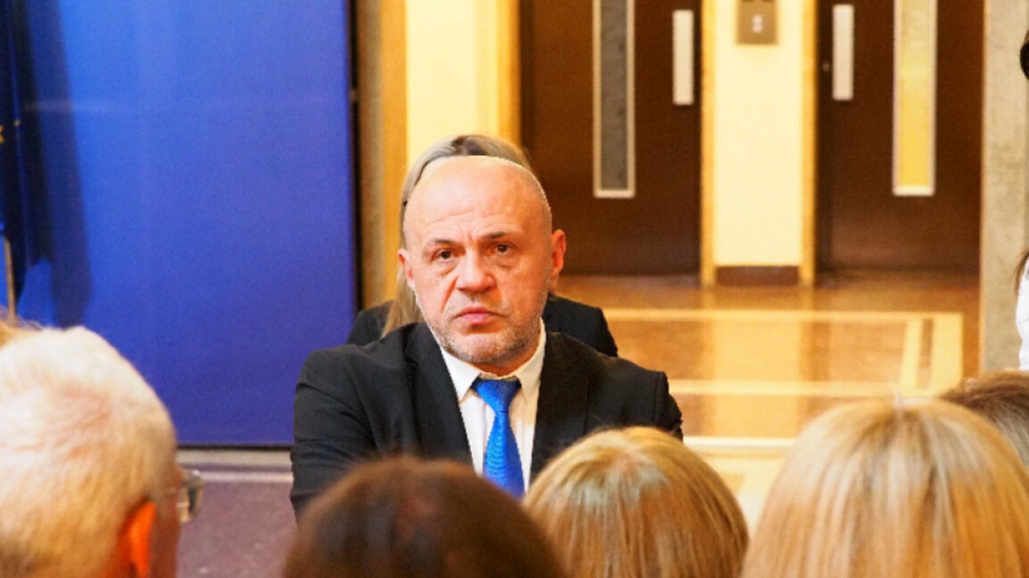 Дончев: 8 проекта за 1,02 млрд. лв. са извадени от ПВУ, още 22 са рискови