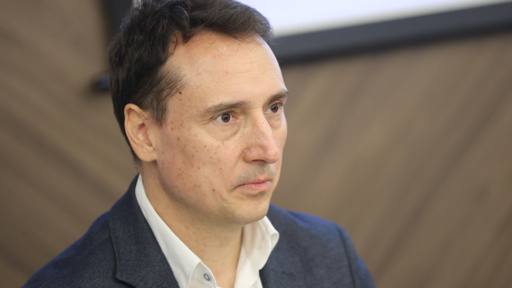 Duo-ul Iotova – Vâlcev, favorit deocamdată la alegerile prezidențiale