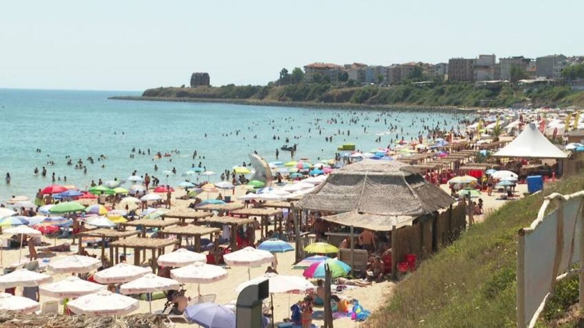 Turizm sektörü yaz sezonunda üçüncü ülkelerden mevsimlik işçilere bel bağlayacak