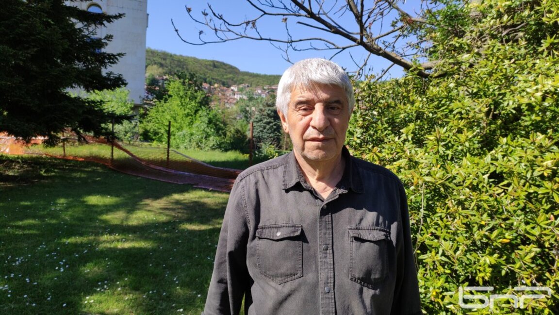 Проф. Пламен Павлов