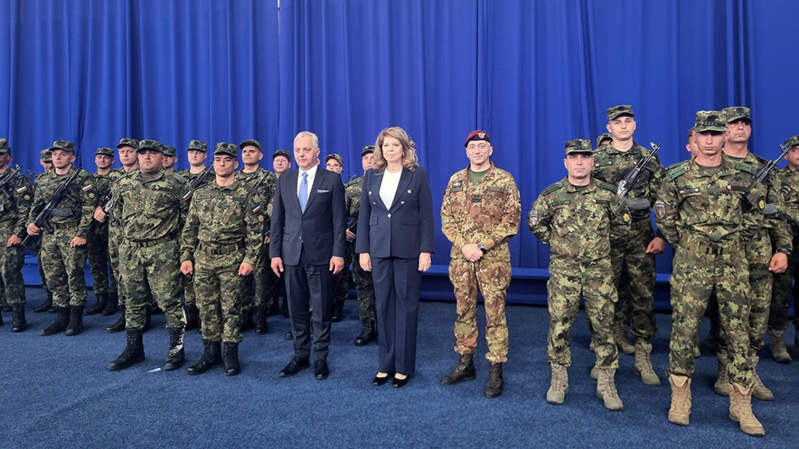 Vice President Iotova congratulates the Bulgarian military contingent in KFOR on the occasion of May 6