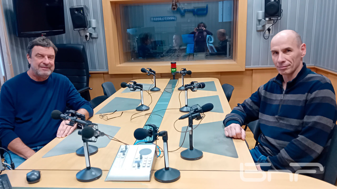 Доц. Борислав Александров (вляво) и Момчил Цветанов