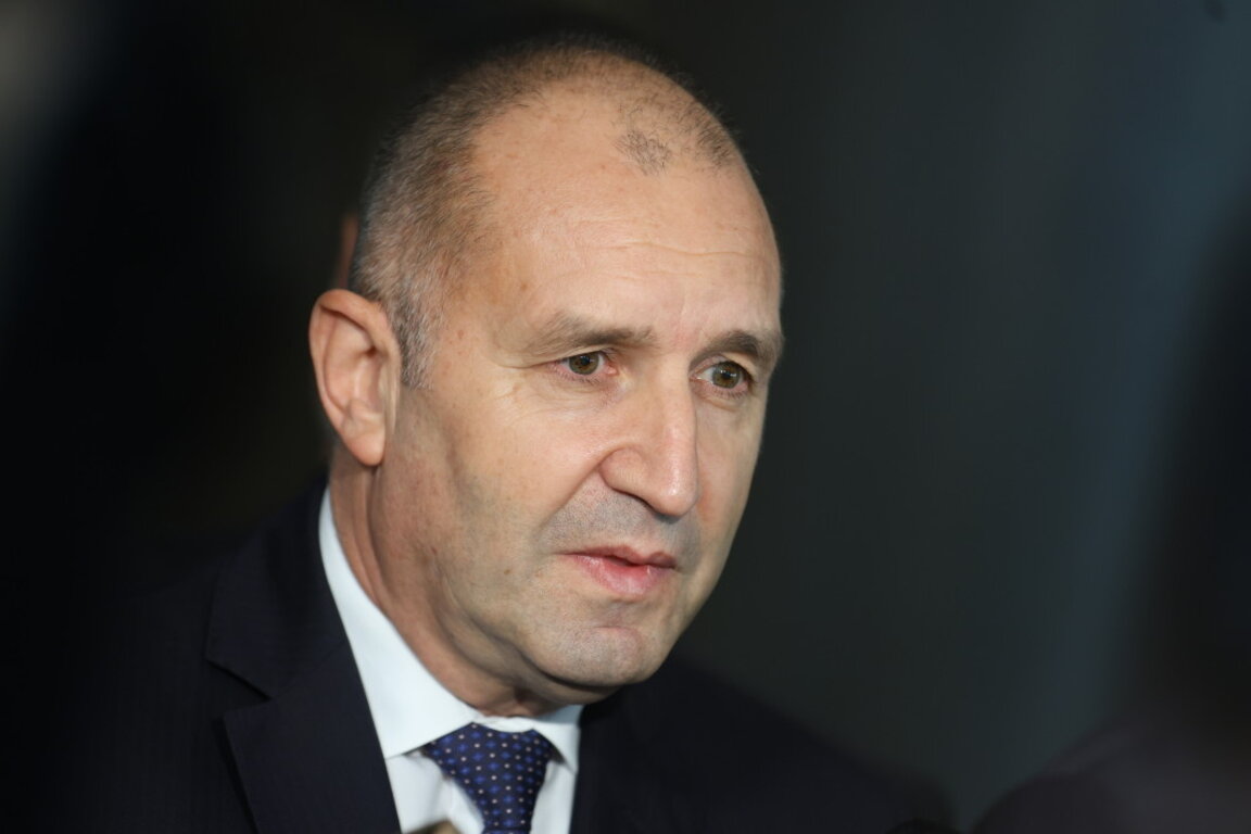 Президентът Румен Радев дава изявление след откриването на Годишната конференция на Международната асоциация на обществените медии.