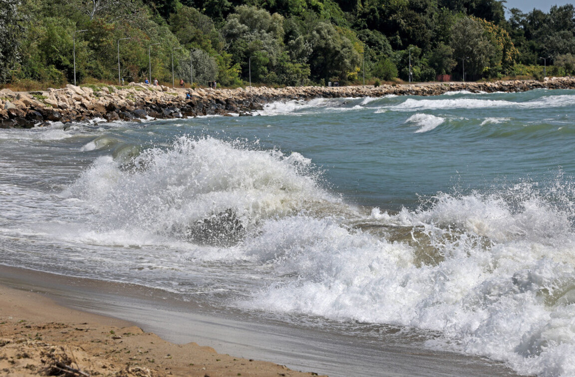 Κατεστραμμένο μη επανδρωμένο σκάφος καταστράφηκε περίπου 80 χιλιόμετρα ανατολικά της Βάρνας