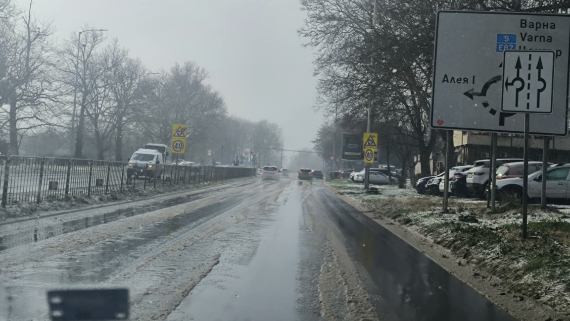 Пътищата във Варна и областта са проходими при зимни условия