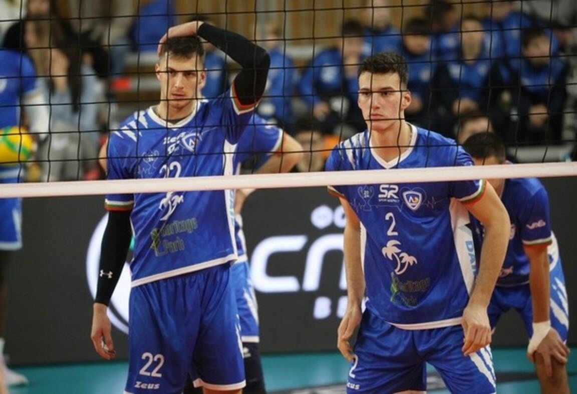 Левски победи Добруджа с 3:0