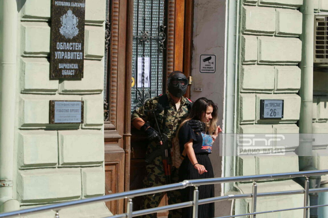 При учение във Варна: Неутрализират терористи, взели заложници (СНИМКИ)