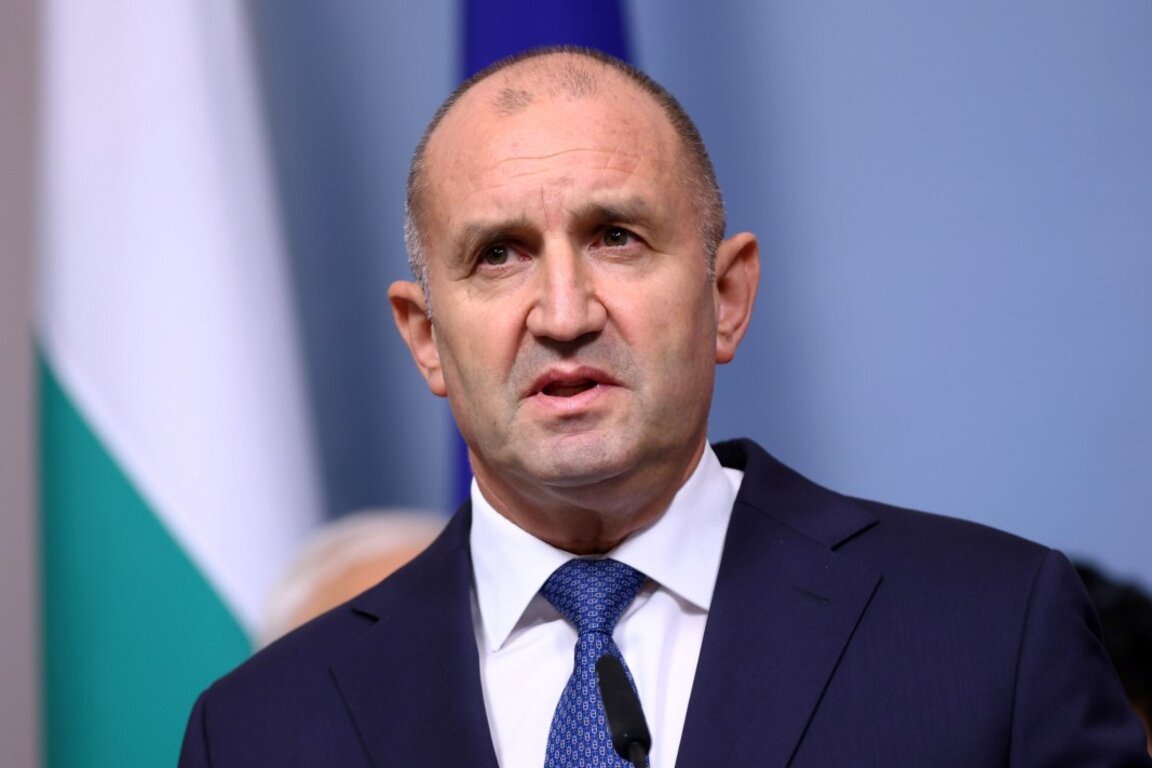 El presidente de Bulgaria expresó su pésame al pueblo de España en el día de luto