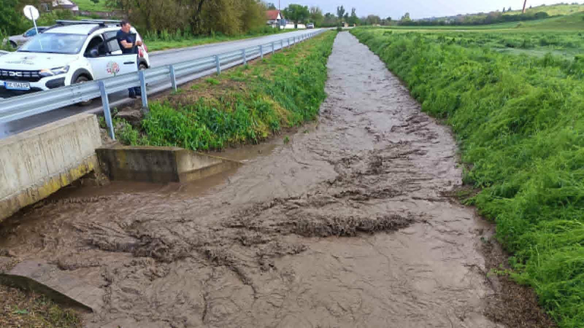 Silistra’da yağış ve dolu köylerde su baskınlarına yol açtı