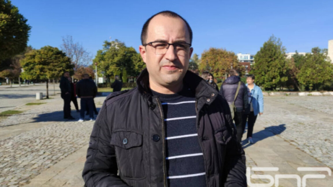Кадир Мустафов