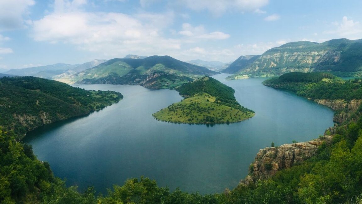 The river Arda