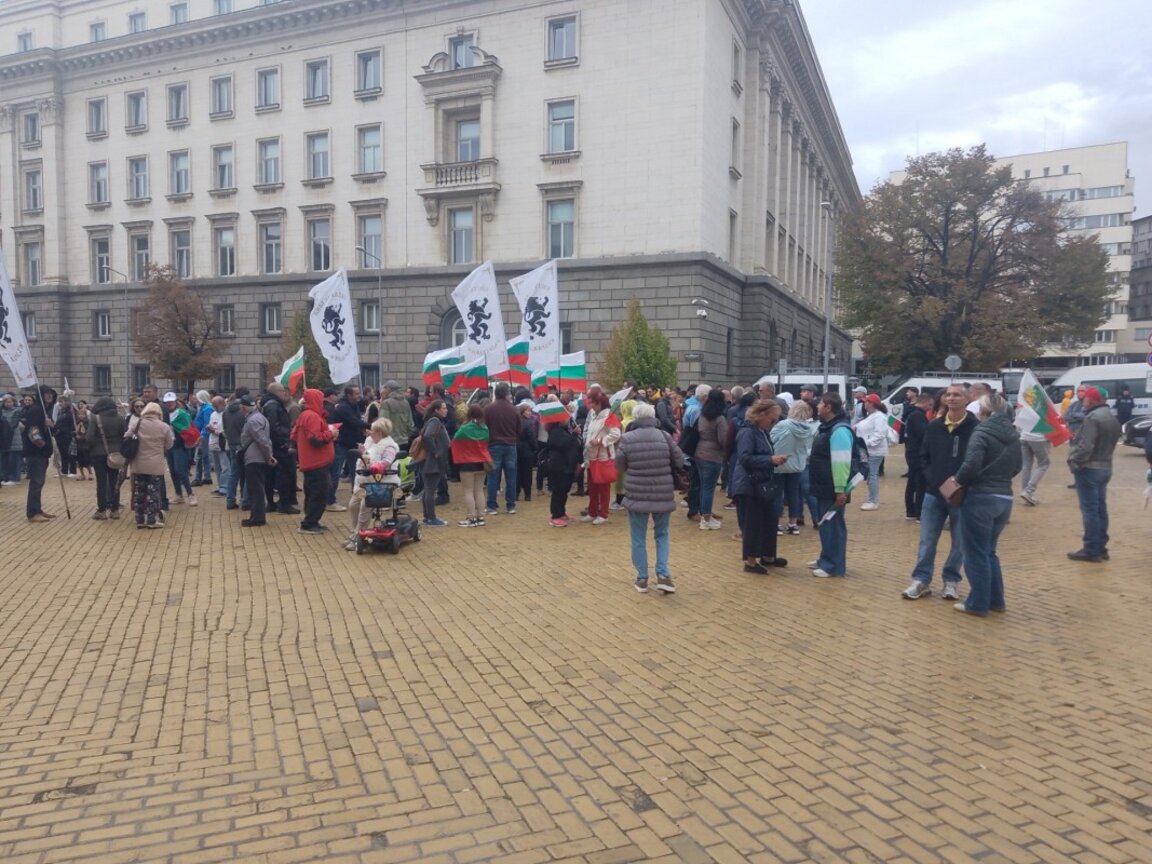 Антиправителствени протести на "Възраждане" се проведоха в София и Варна