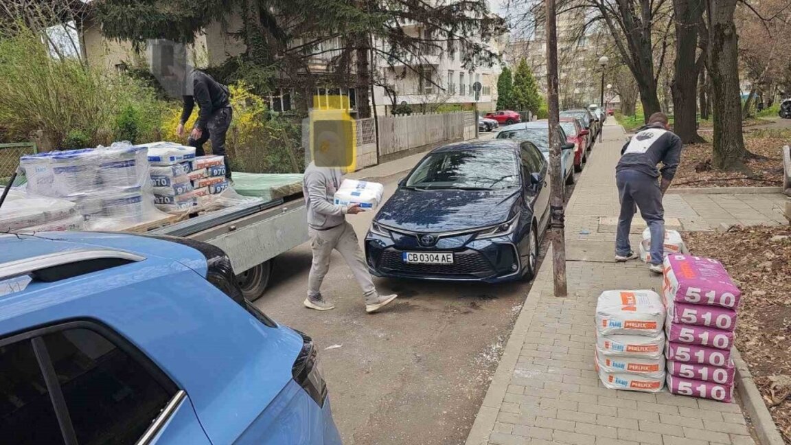 Заради неправомерно оставени строителни материали глобиха няколко души в ж.к. "Изток"