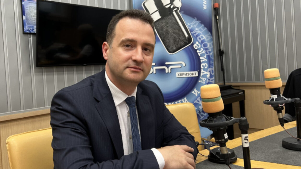 Жечо Станков: Президентът си играе със страховете на хората