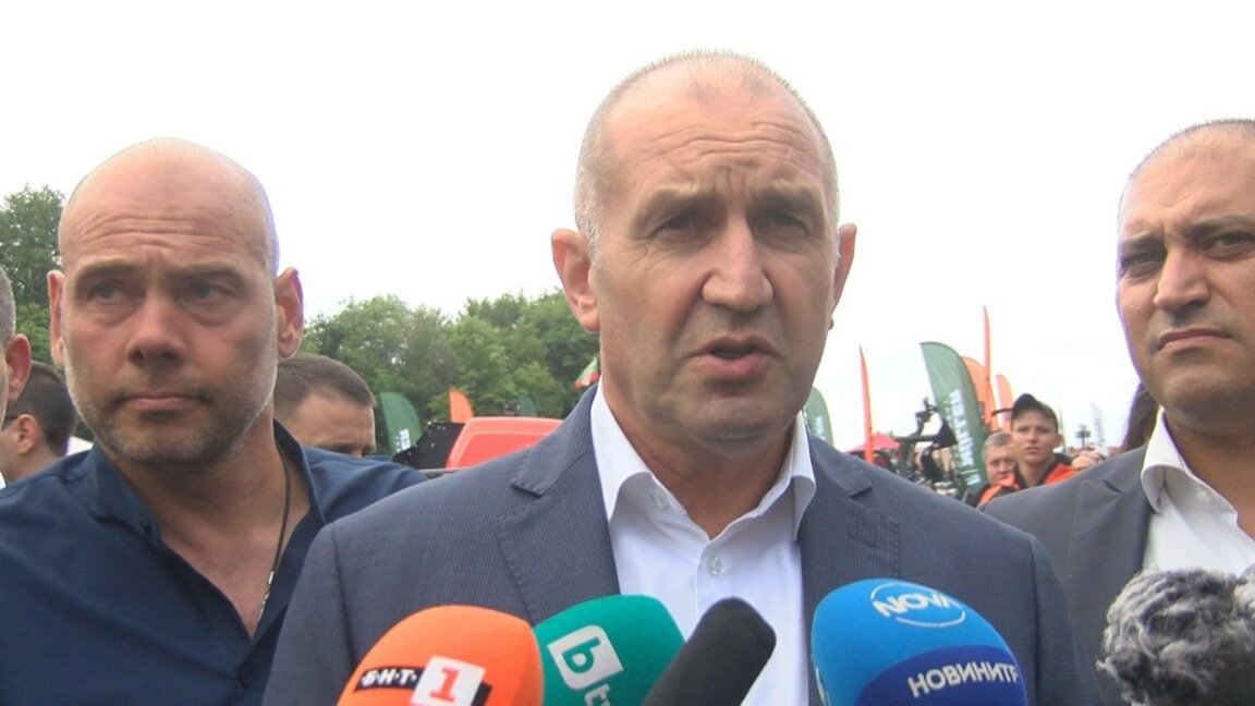 Президент о протестах в защиту лева: Я настаиваю, чтобы людей услышали