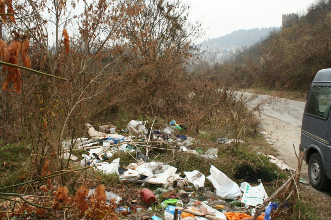 Незаконно сметище