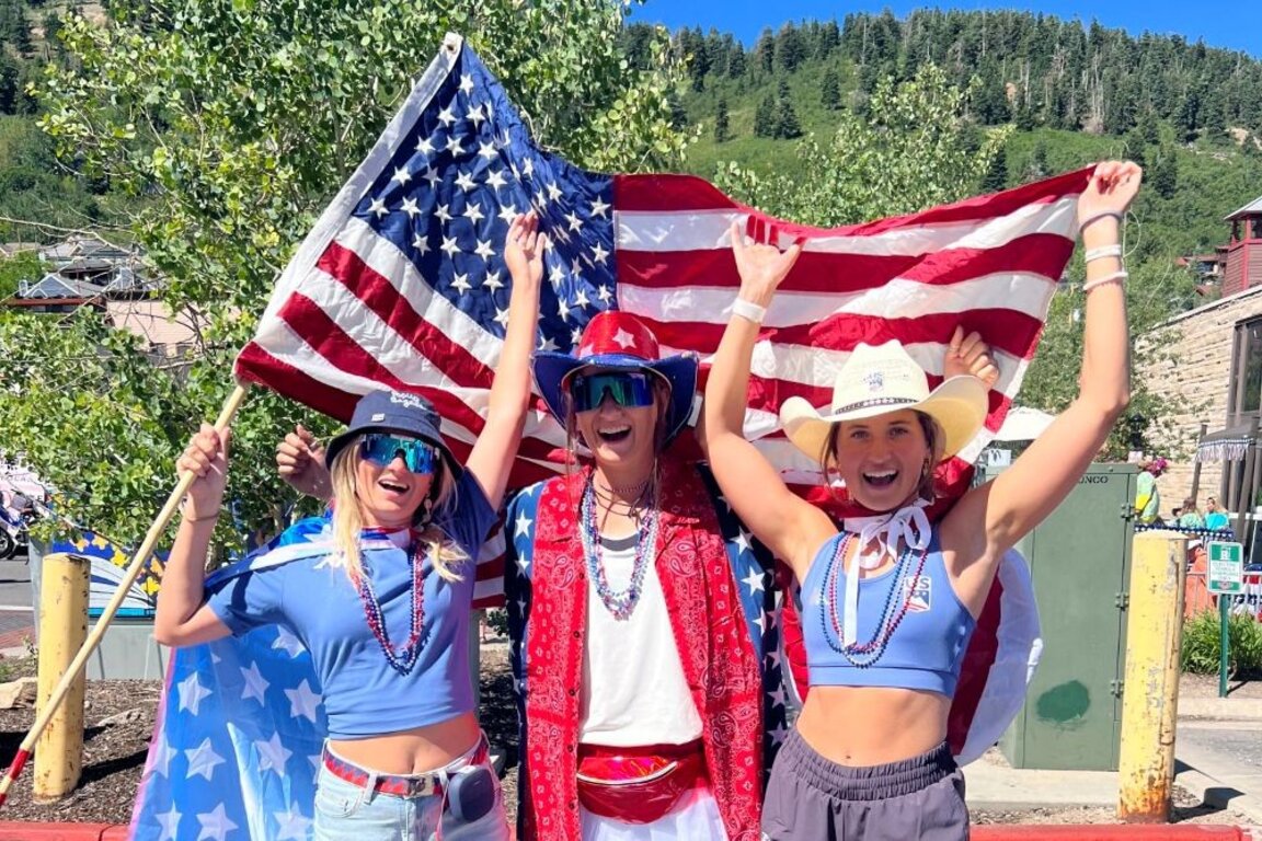 Сестри Макуга се подкрепят на всяко състезание.