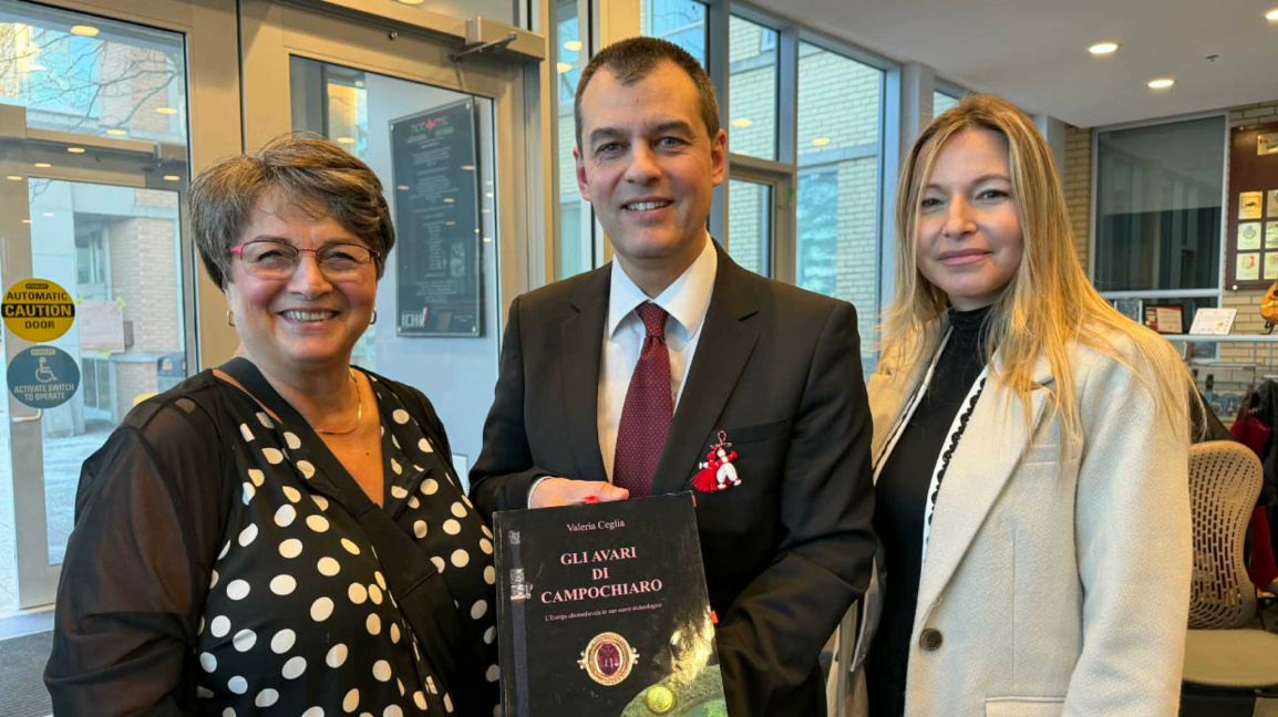 Изложба на прабългарски археологически находки в Итало-канадски център в Отава