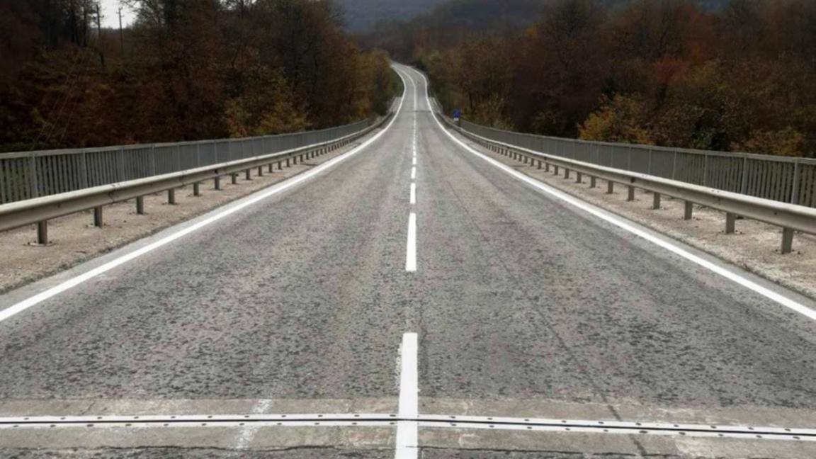 Временно се ограничава движението на проход "Република", в близост до върха