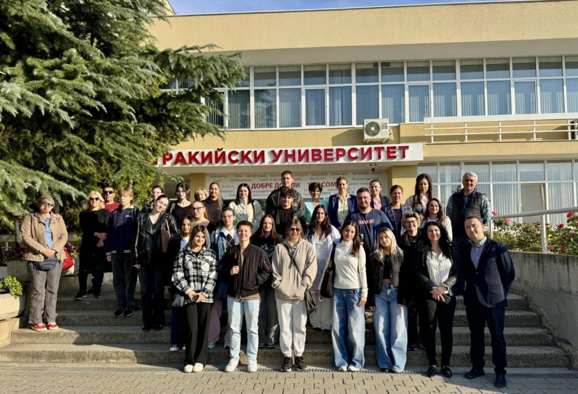 Чуждестранни кандидат-студенти от 7 държави започнаха обучение по български език