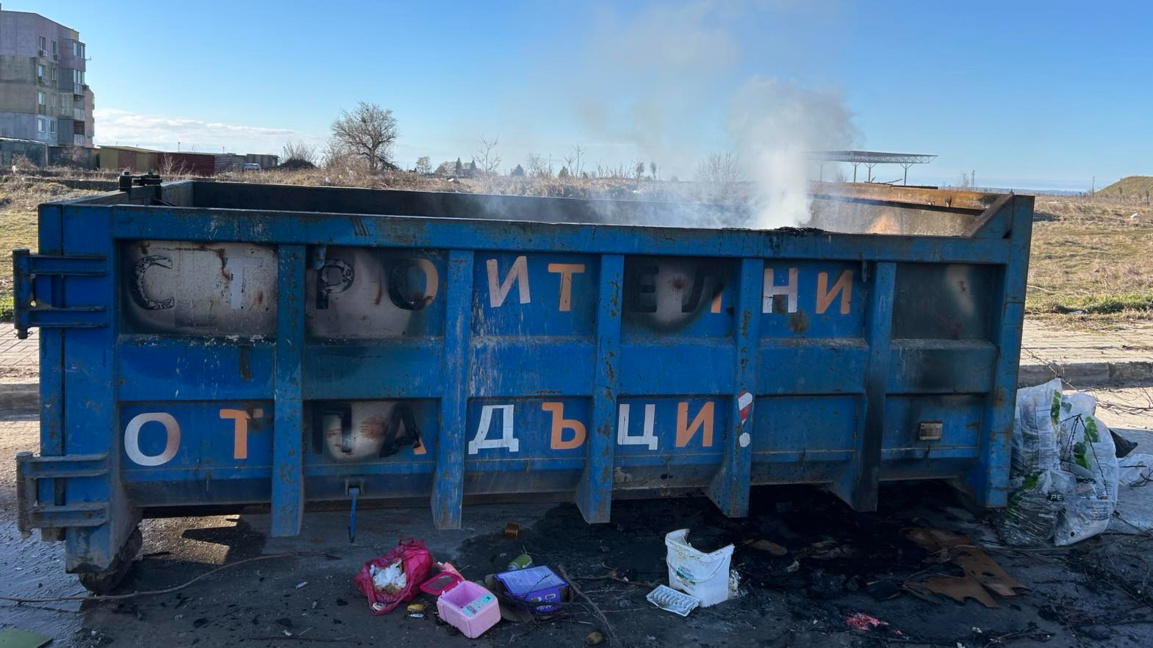 Фирмата по чистотата в Балчик: Не изхвърляйте зелените отпадъци в контейнерите 