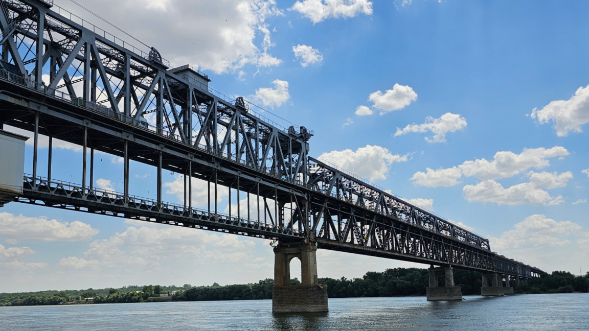 Starkverkehr bei Kapitan Andreewo, Verkehr auf Donaubrücke bei Russe eingestellt