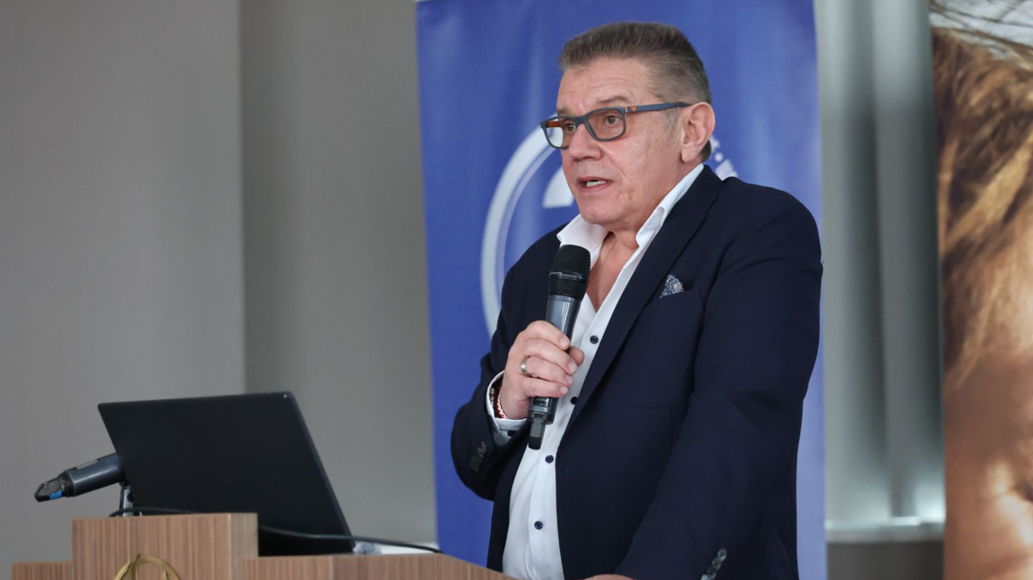 проф. Димитър Масларов