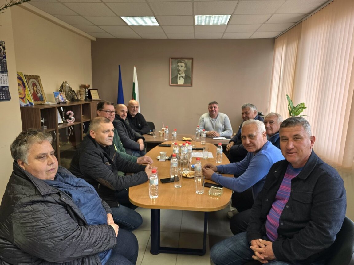 Спрелият ремонт на пътя Гълъбово - Мъдрец вдига нов безсрочен протест
