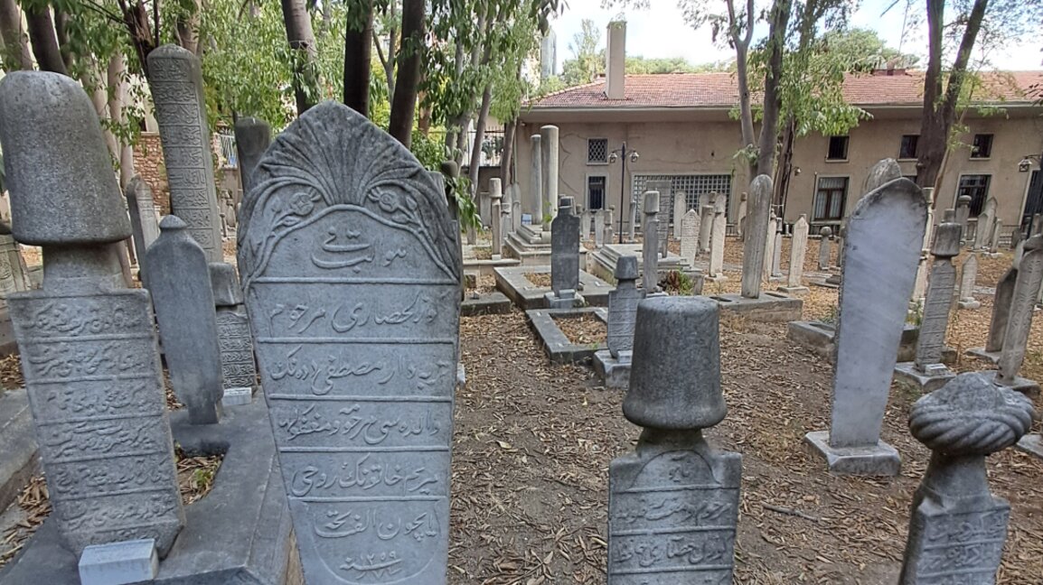 Cuma öğleden sonra