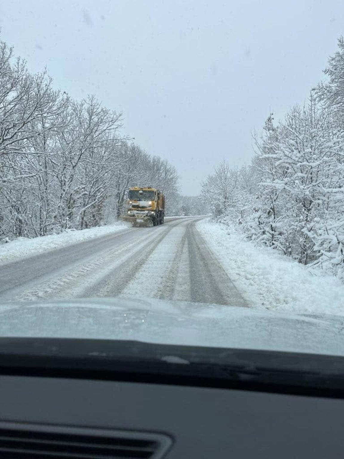 Пътищата в Старозагорско се почистват