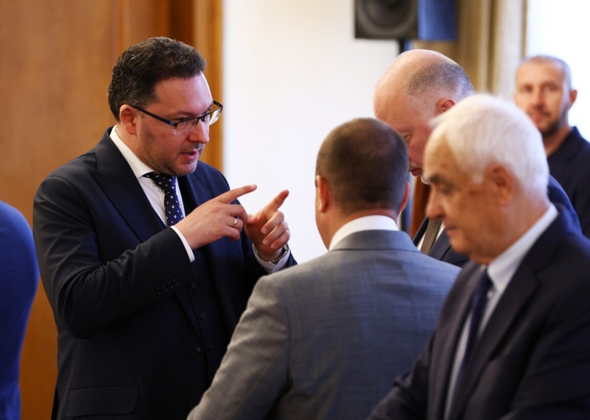 Редовно заседание на Министерския съвет, 9 юли 2025 г.