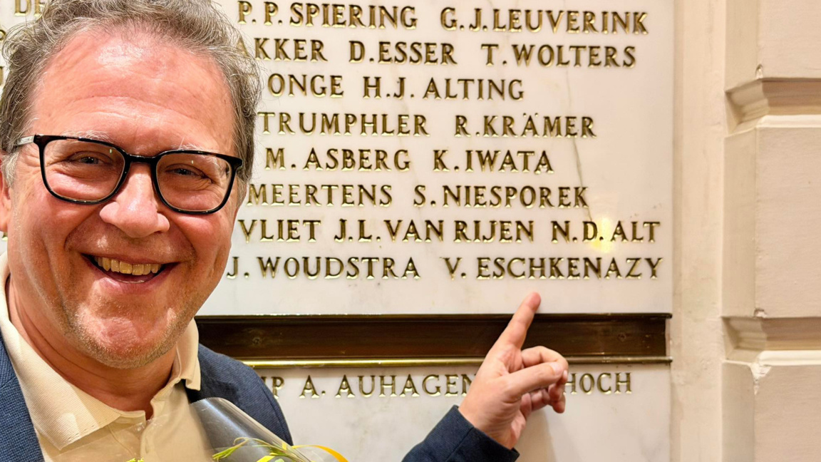 Violinist Vesko Eschkenazy has received yet another recognition for his talent