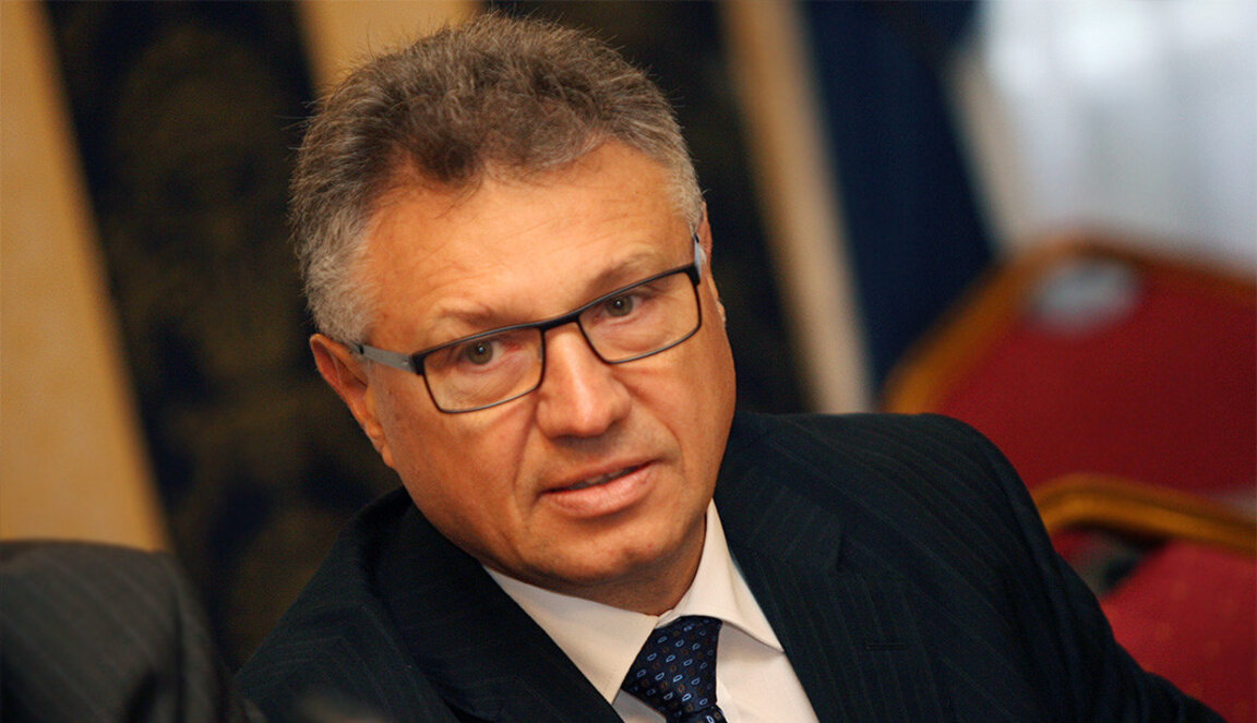 Велизар Шаламанов