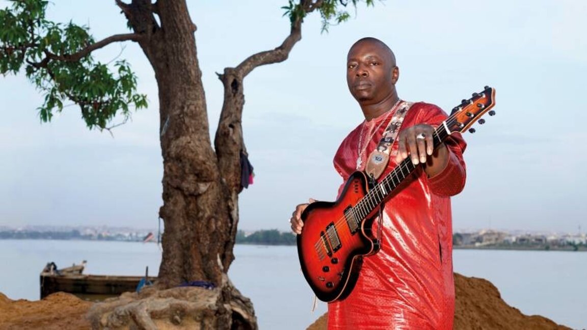 Concert de Vieux Farka Touré à Sofia