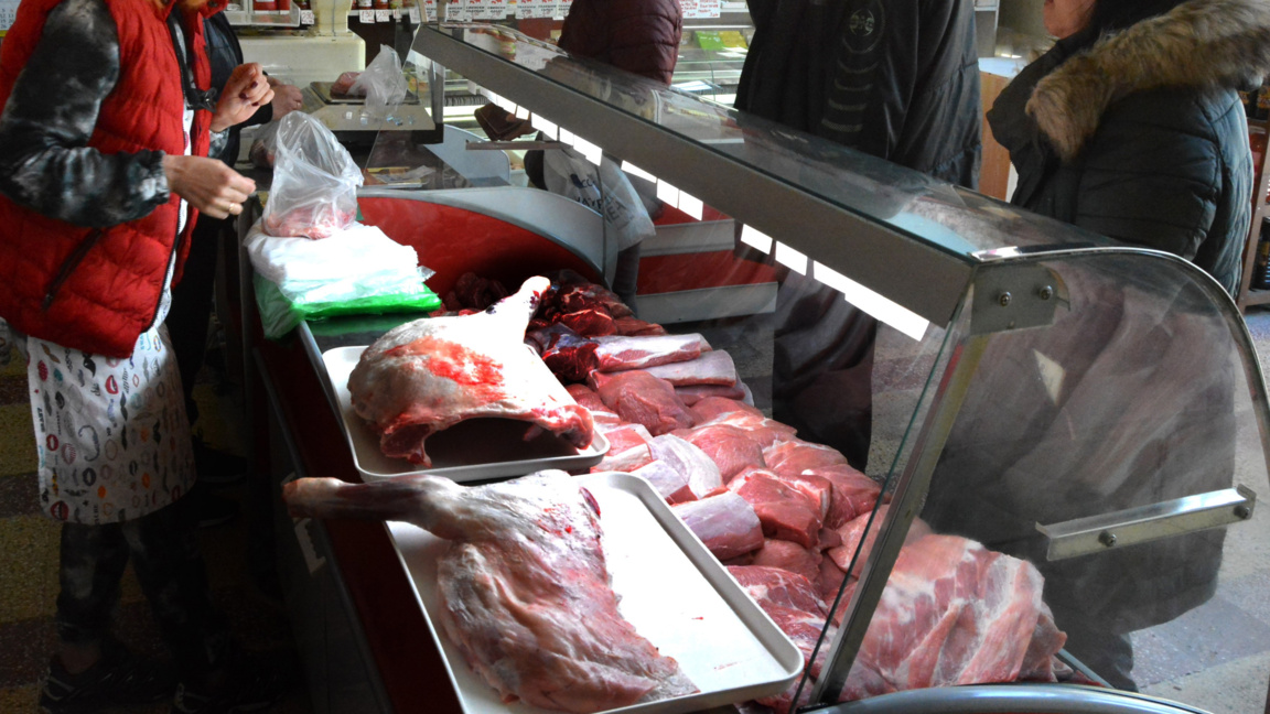 Livestock breeders call on consumers to buy lamb directly from farmers