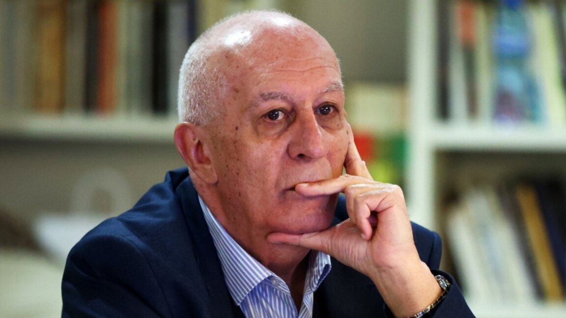 Юрий Асланов