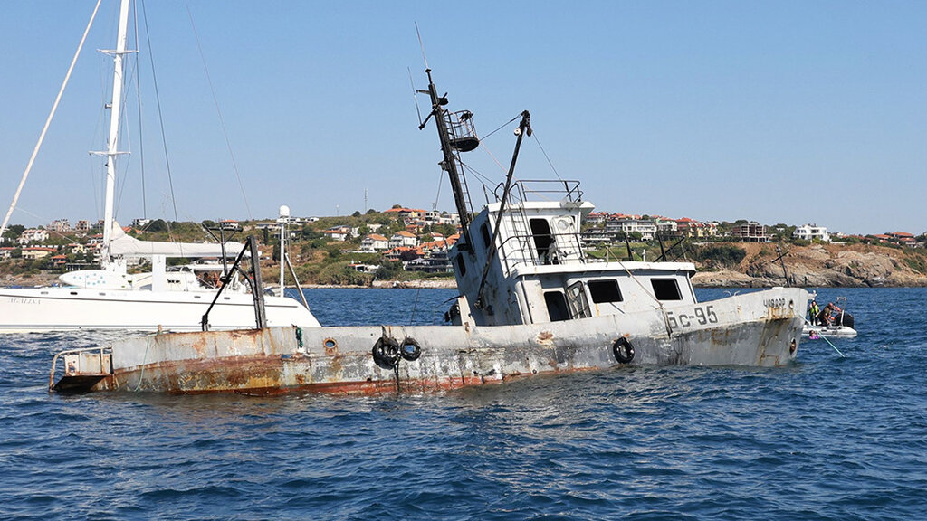 Le navire "Tchavdar" devient un site de plongée au large de Sozopol
