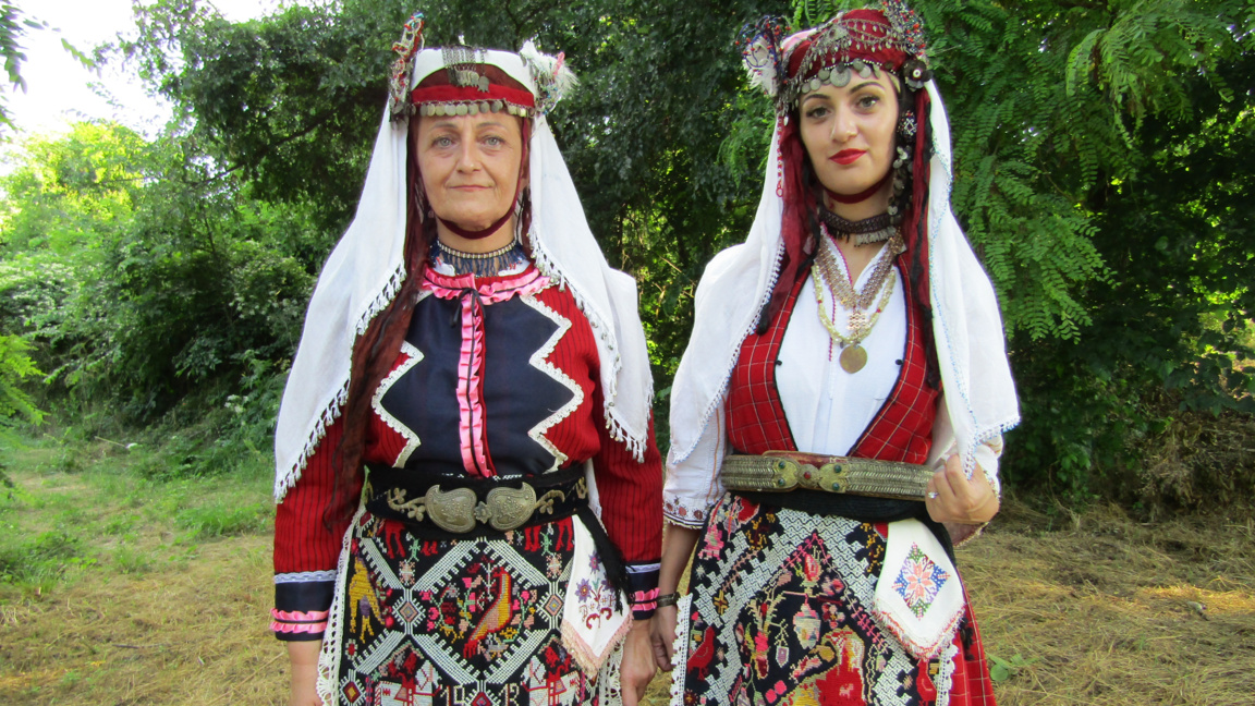 Уникални носии бяха показани на събора "Петровска китка"