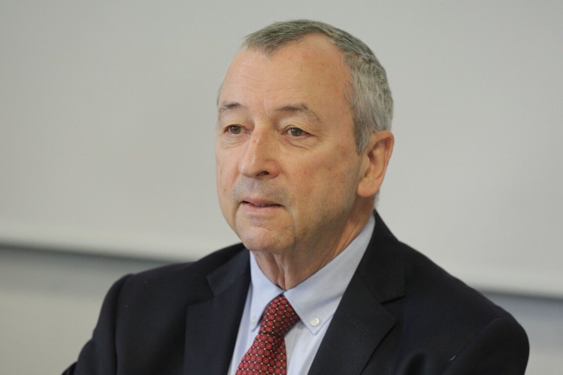 Георги Пирински: Законопроектът за изменение на Конституцията е пронизан от настройка за обхват на всички власти