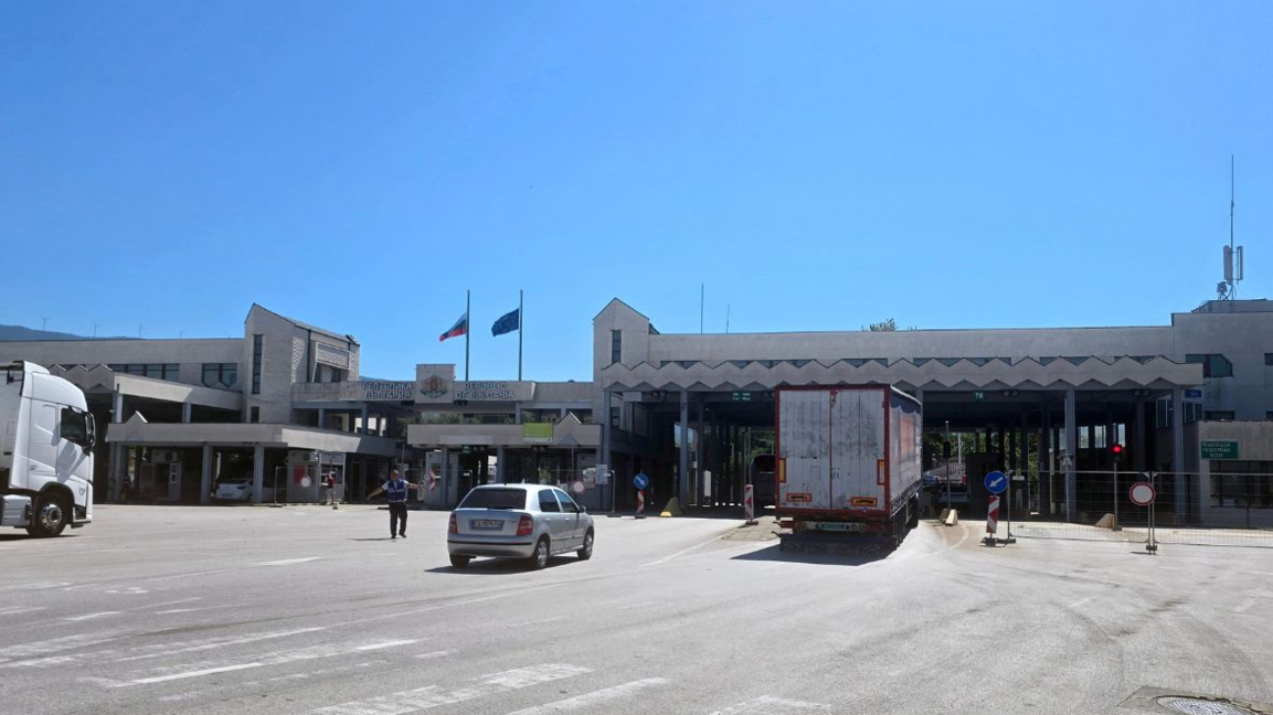 Traffic at Bulgarian borders remains unimpeded for cars and trucks