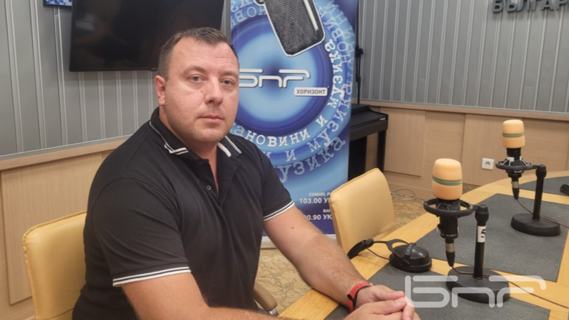 Петър Петров