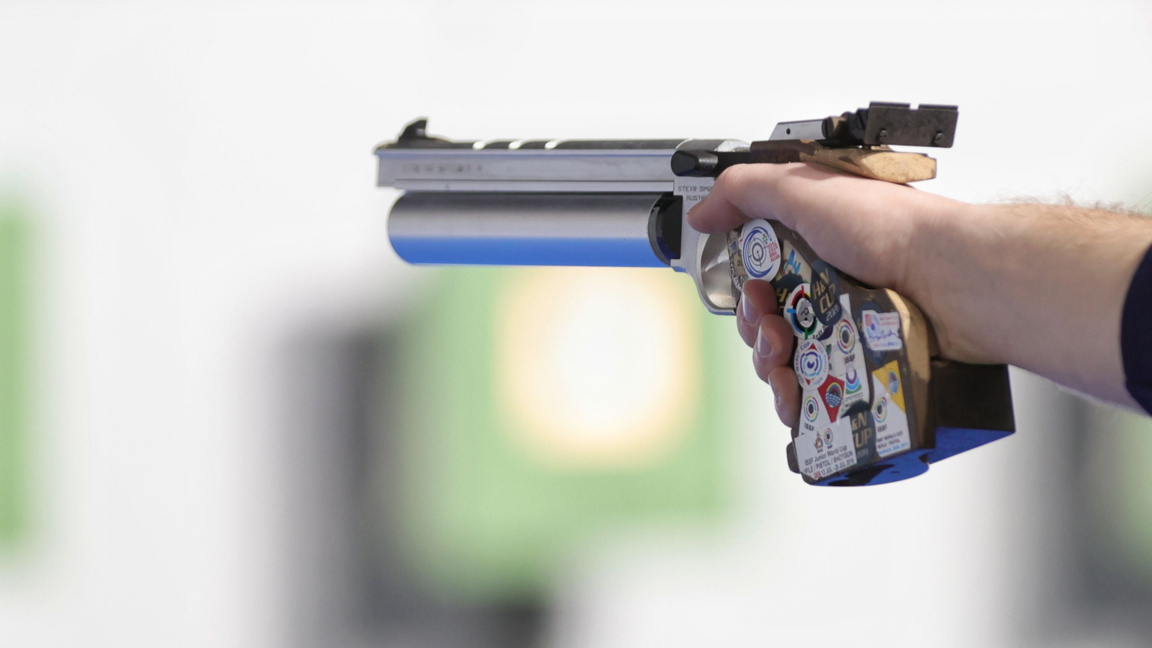 Мирослава Минчева и Самуил Донков останаха 5-ти на 10 м пистолет