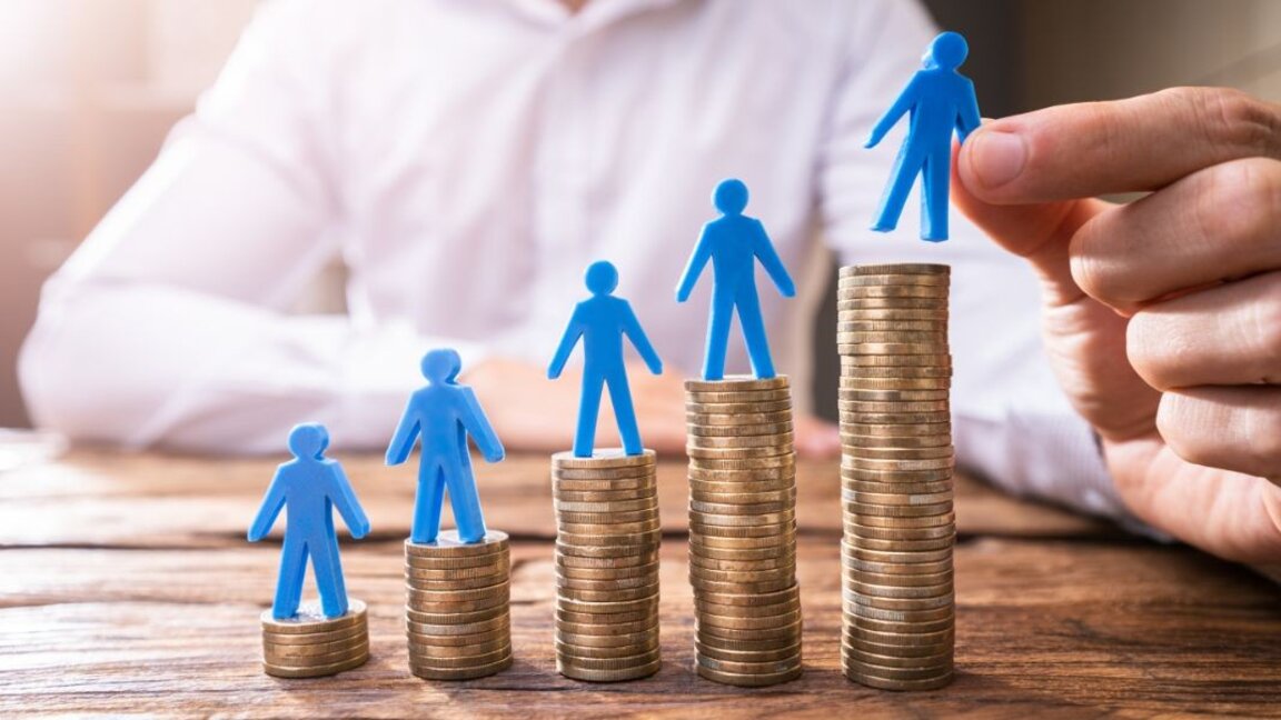 Creștere de 11% a salariului mediu în Bulgaria
