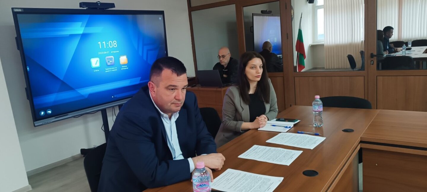 Работна среща за обхвата на деца в образованието в Кърджали